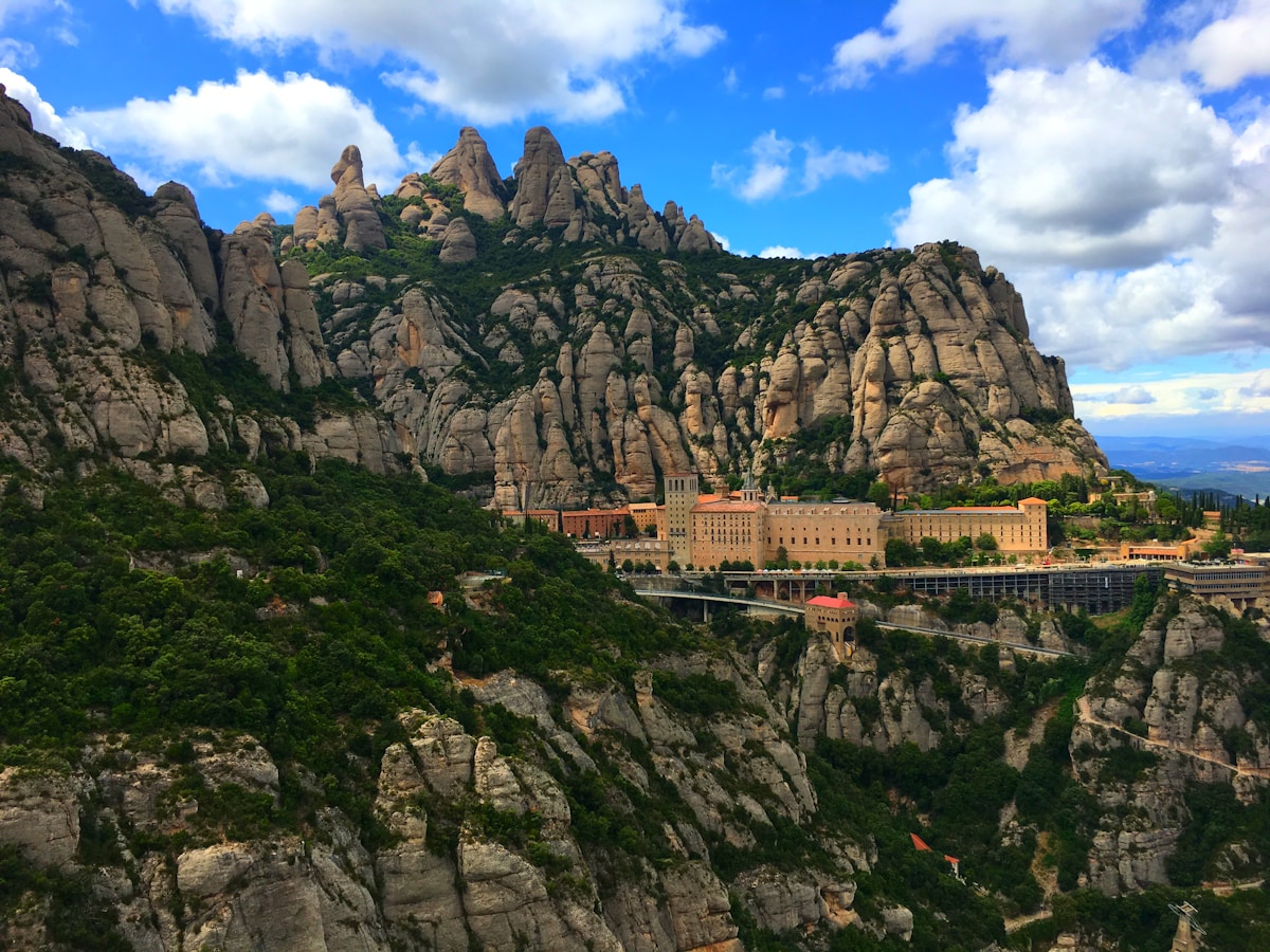 Cogwheel train ascending to Montserrat