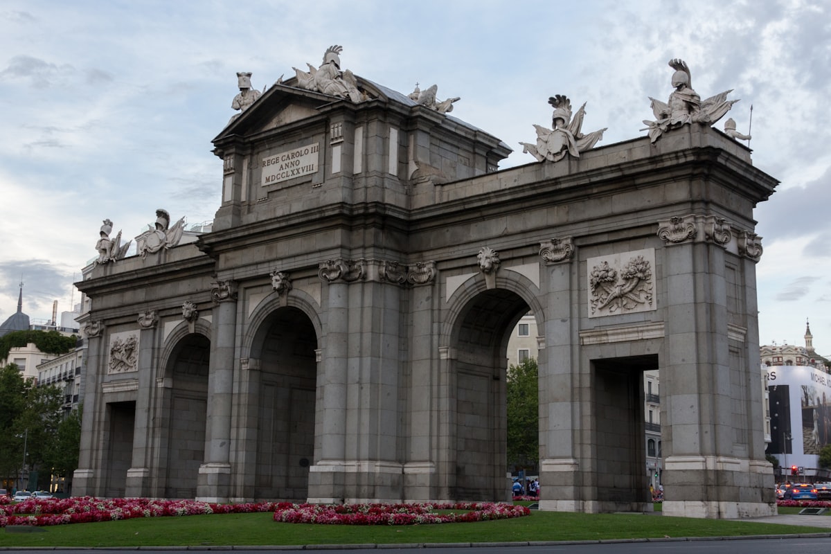 Puerta de Alcalá in late afternoon light